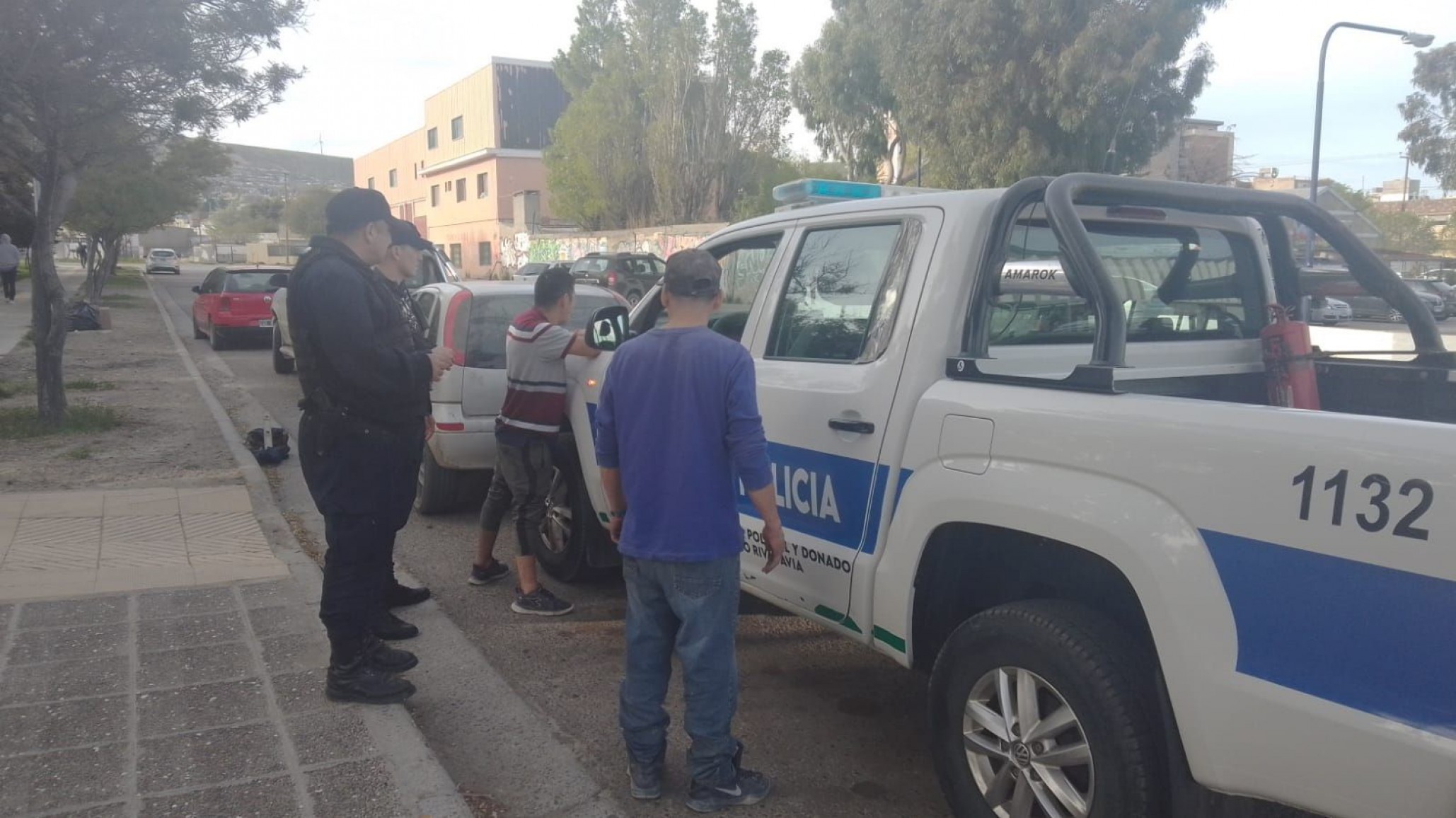 Vio en Facebook lo que le robaron y coordinó la compra para atrapar a ladrones