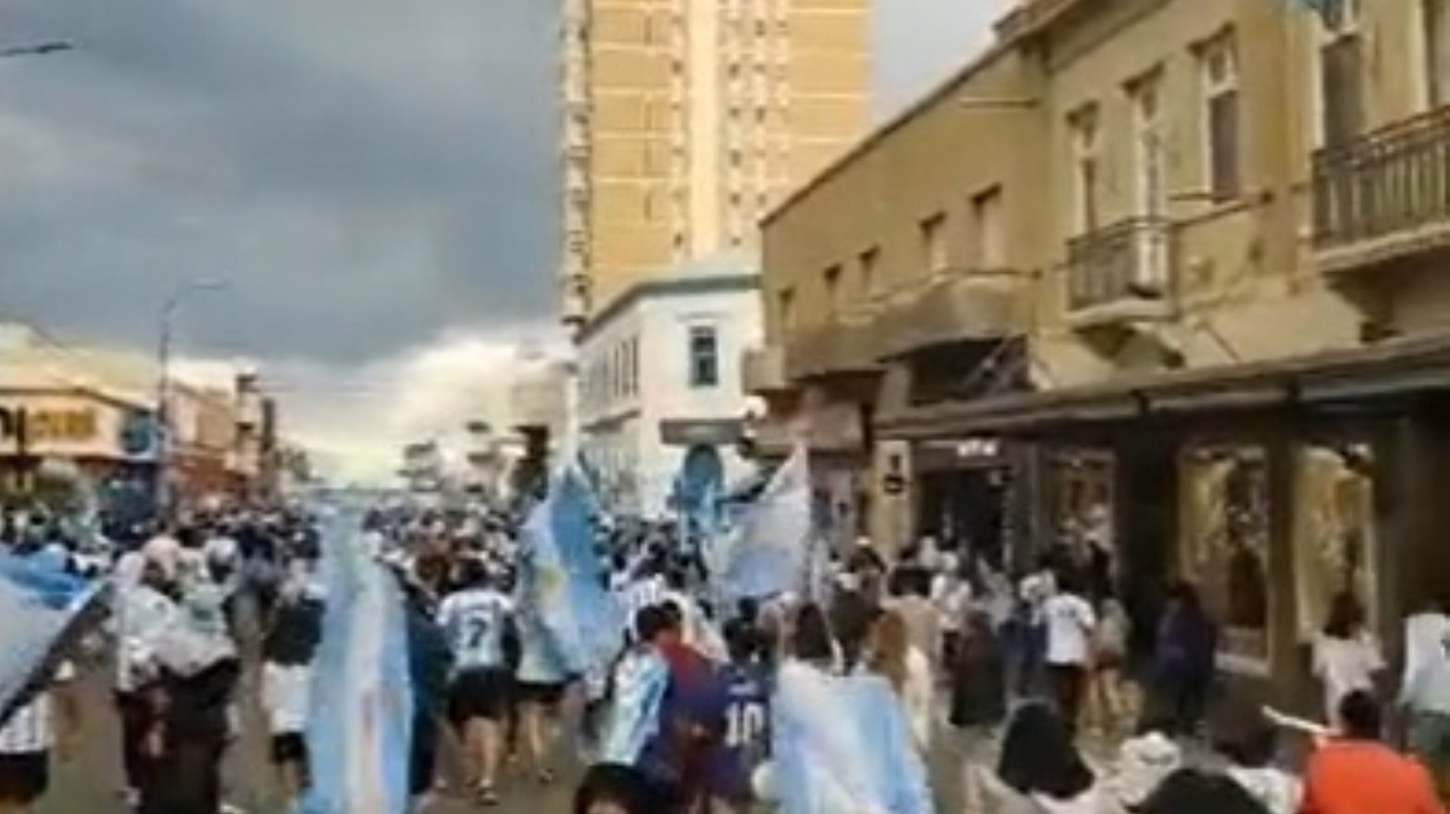 <p>Foto y video: @Radiovision995</p>