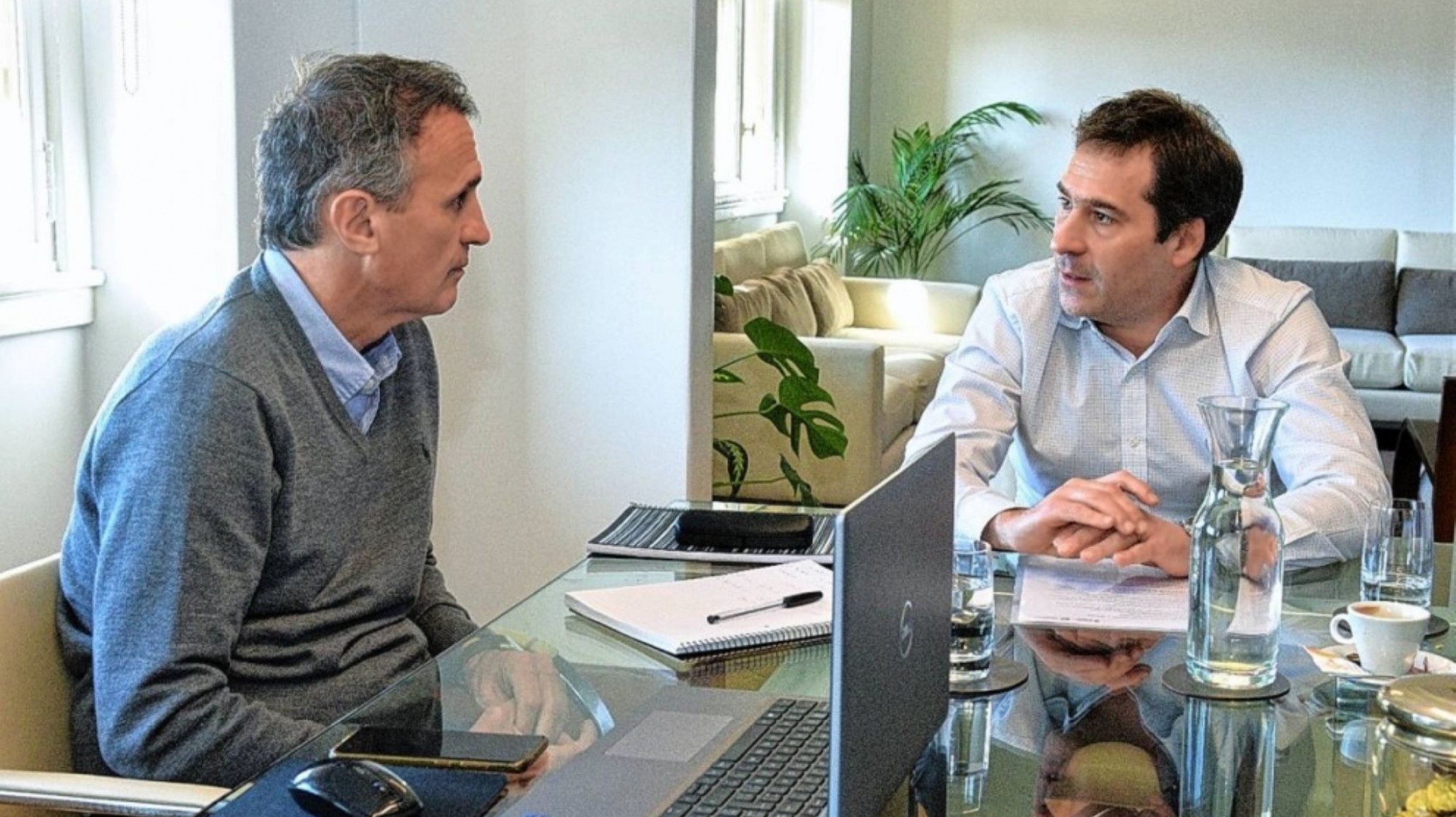 Luque celebró la licitación de la obra que permitirá regular los caudales que abastecen al Río Senguer