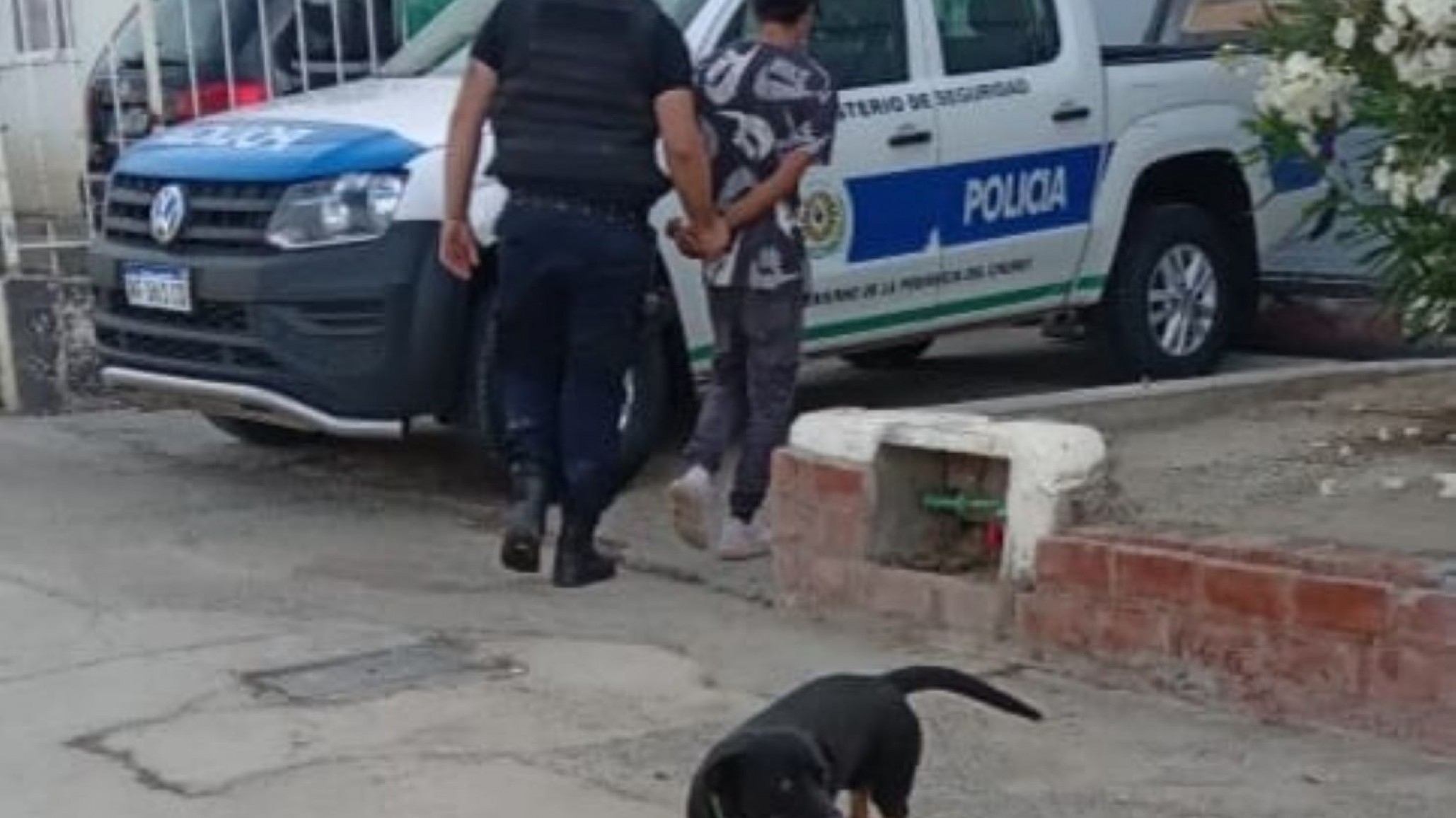 Un hombre quedó detenido por golpear a su pareja