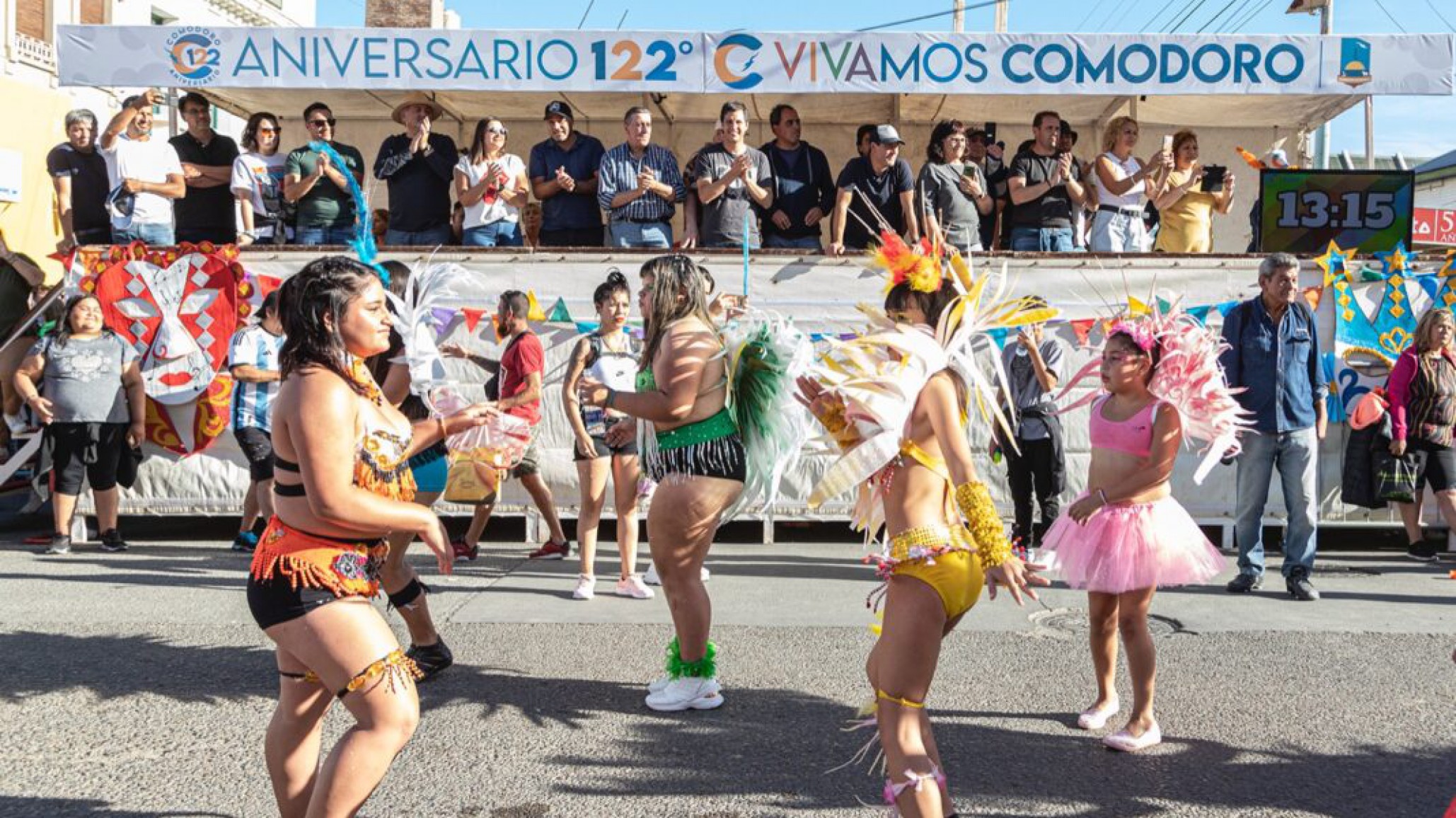 Luque en los Carnavales destacó el rol social de las murgas comodorenses