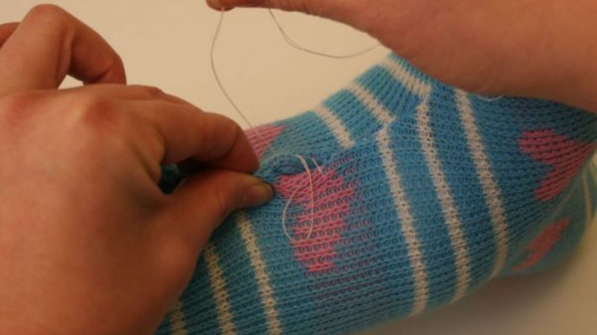 Las opciones ante el aumento del precio en indumentaria: “se arregla y se recicla”