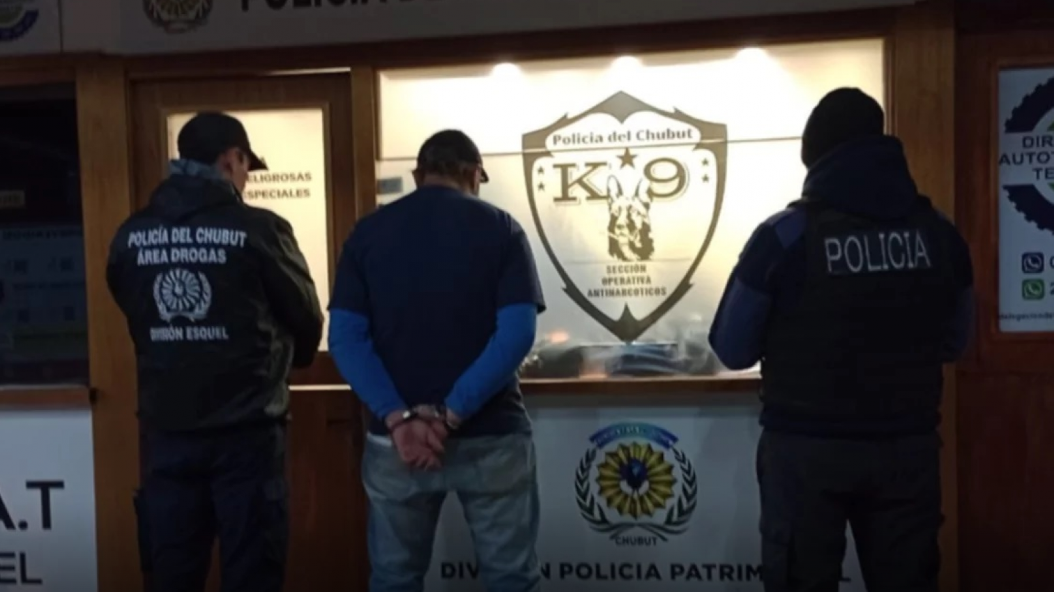 En Esquel quedó detenido un comodorense con pedido de captura y diez dosis de marihuana