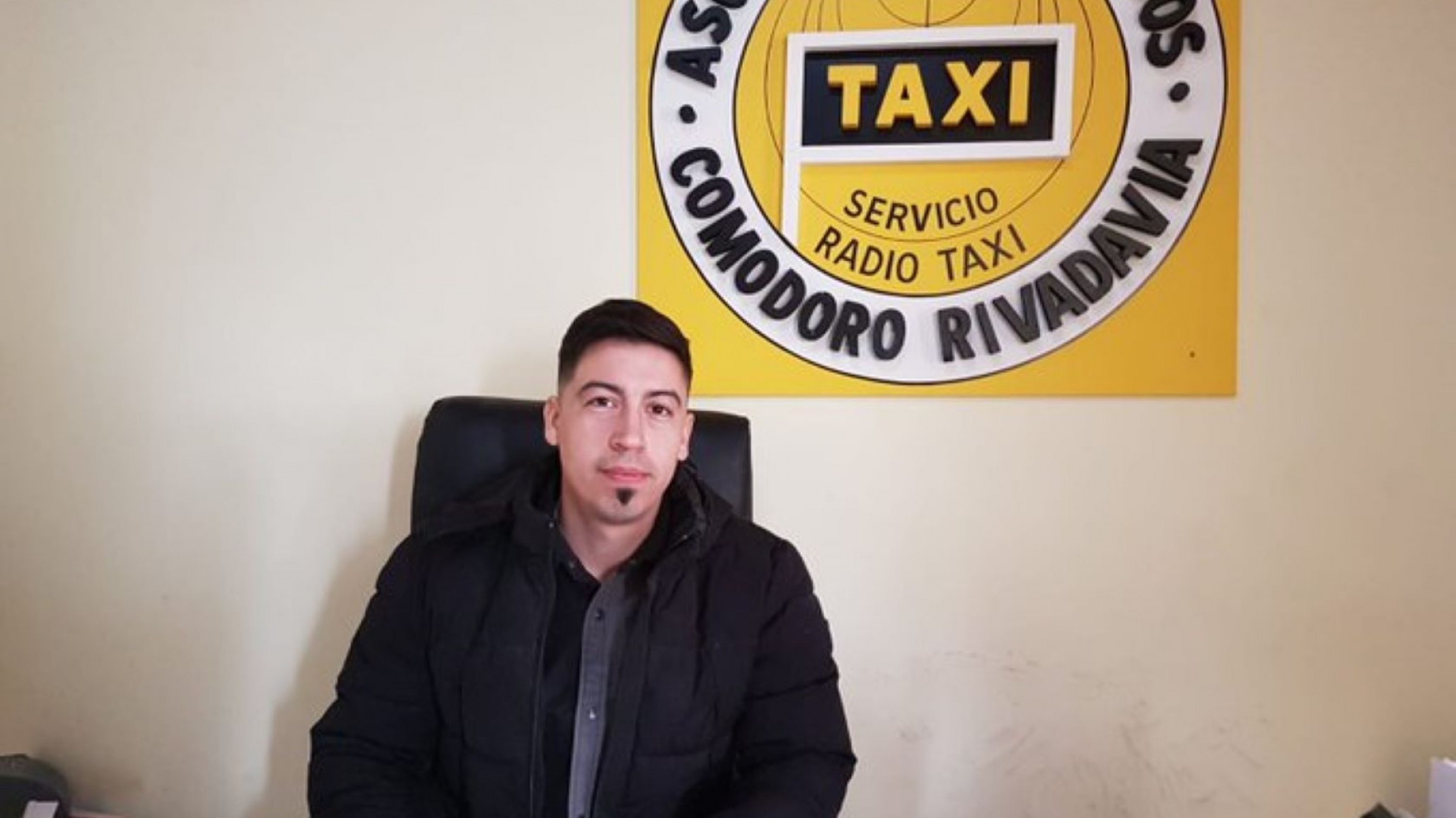 Movitaxi: asi funciona la nueva aplicación que ya tienen 70 taxis en Comodoro