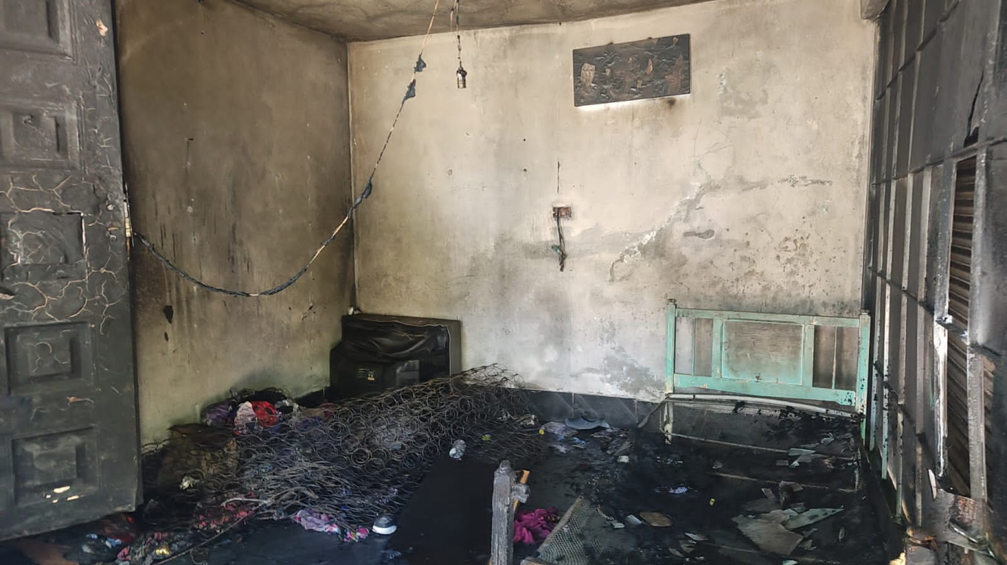 Extraño incendio en una casa ¿Fue intencional?