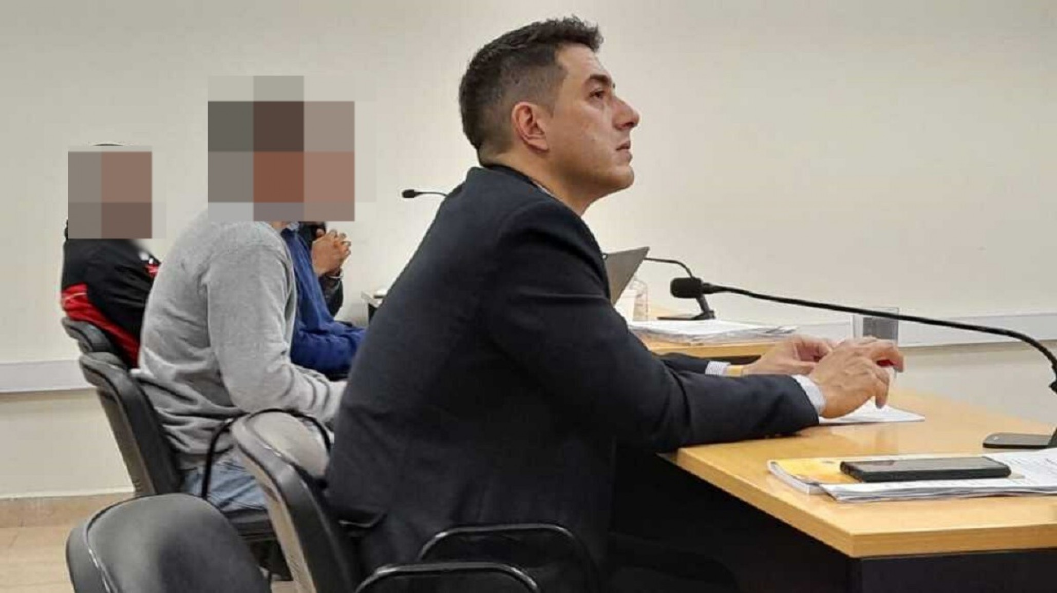 El fiscal pidió 14 años de prisión por dispararle a un policía