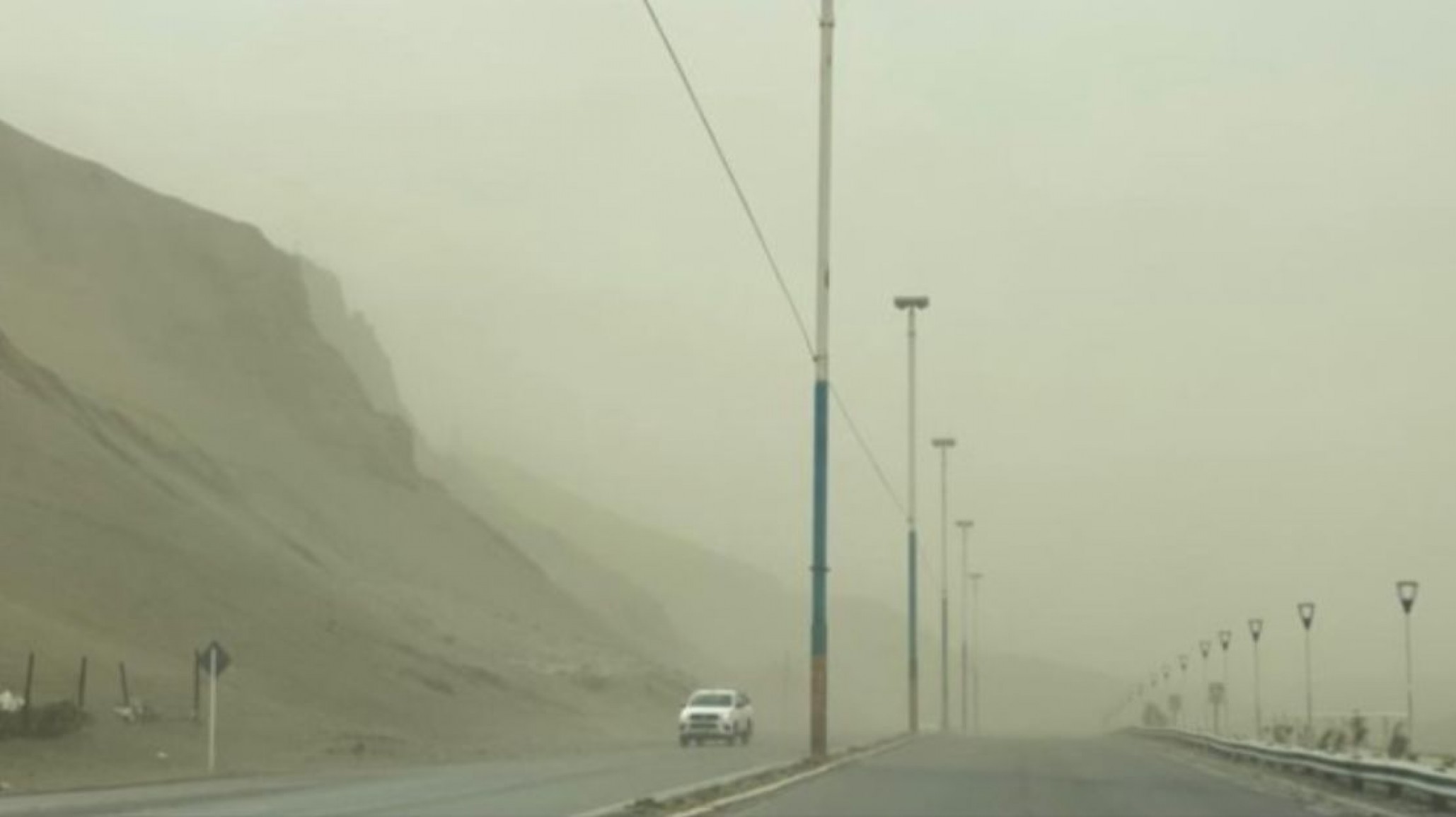 Advertencia por fuertes lluvias: complicaciones en tránsito de rutas de Chubut