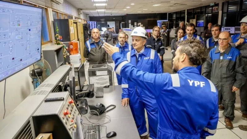 "4X4" el plan de Marín para cuadruplicar el valor de YPF