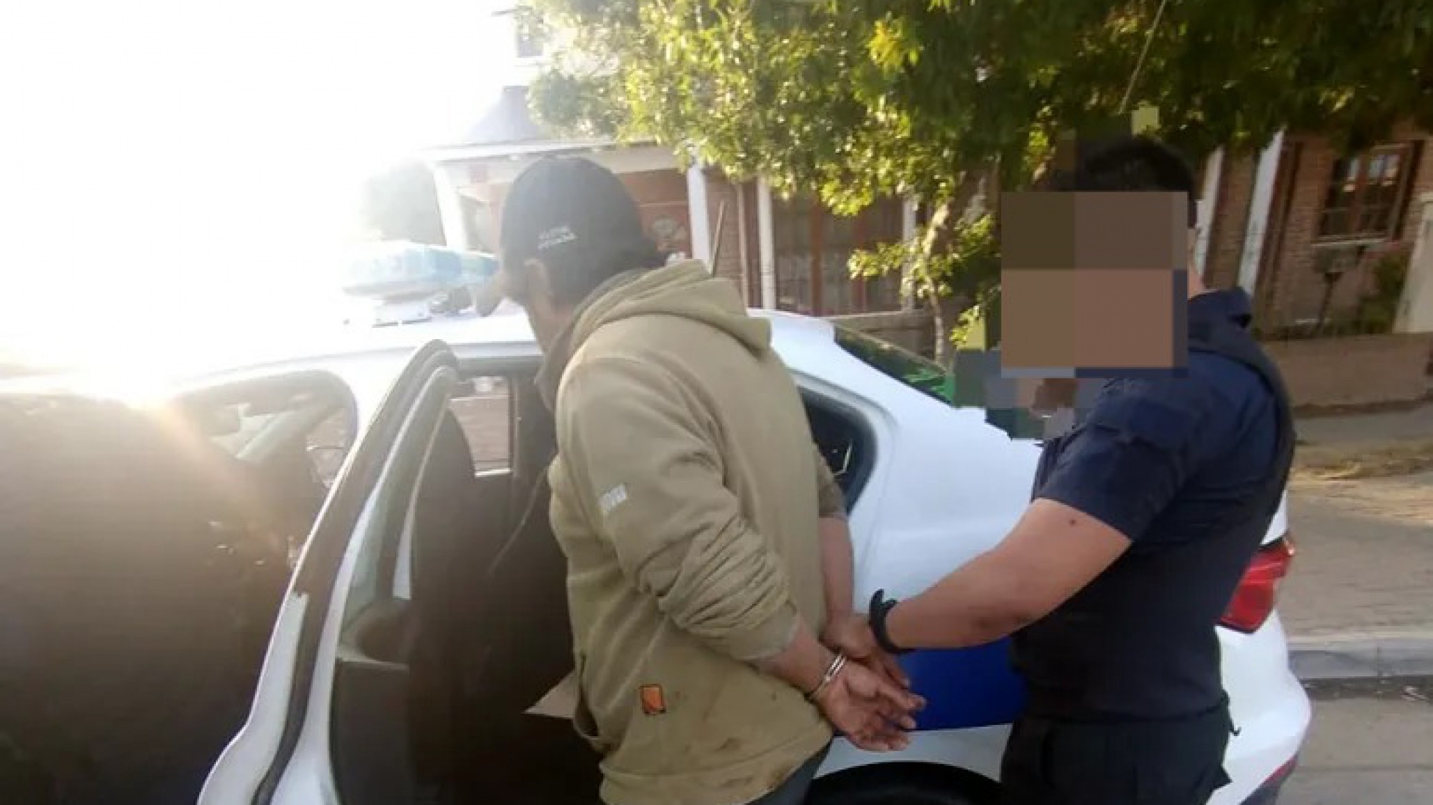 Detuvieron a un hombre ebrio por causar disturbios en Rada Tilly