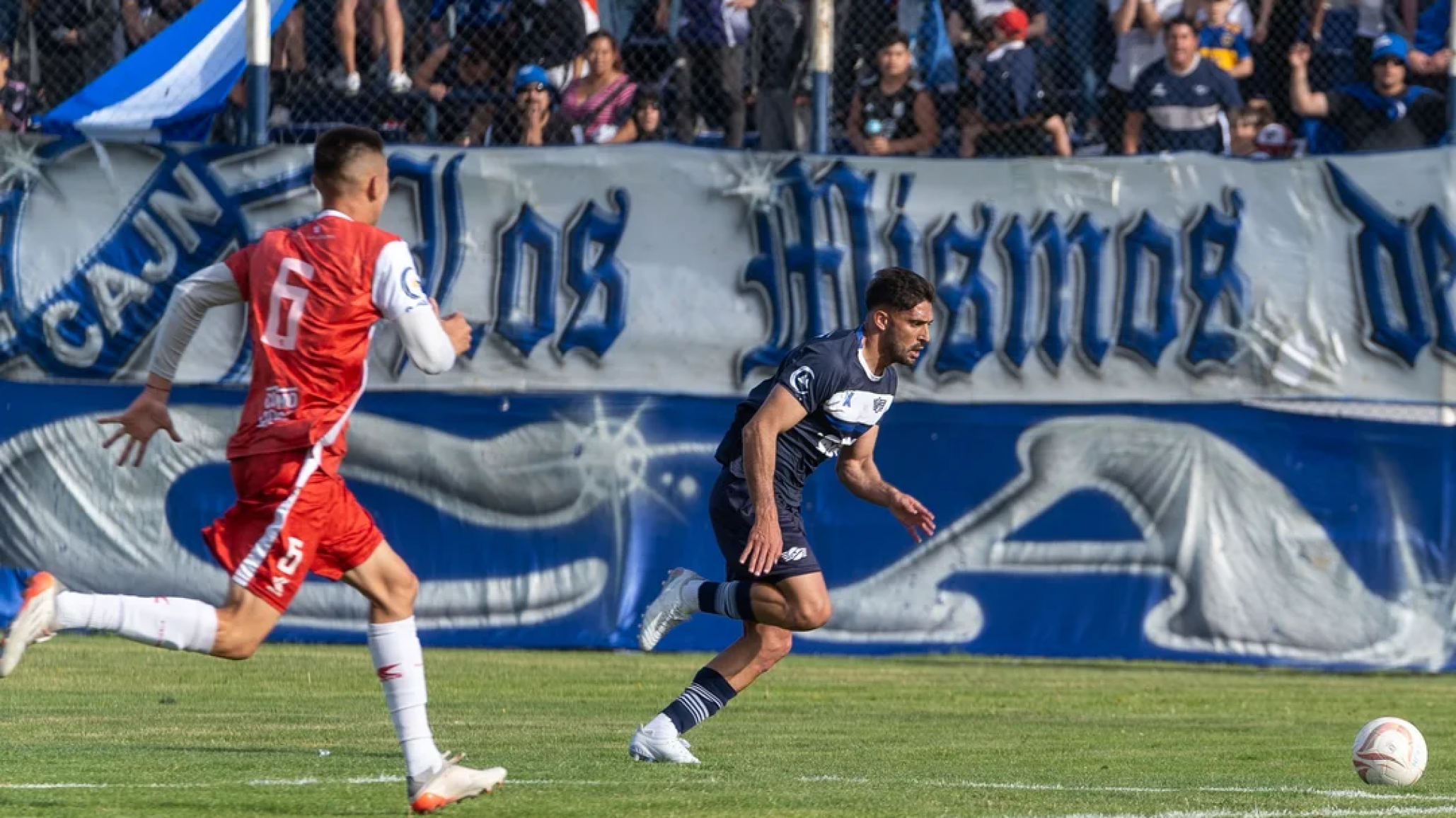 Newbery y Huracán se enfrentan para definir el ganador del Torneo Zonal "A"