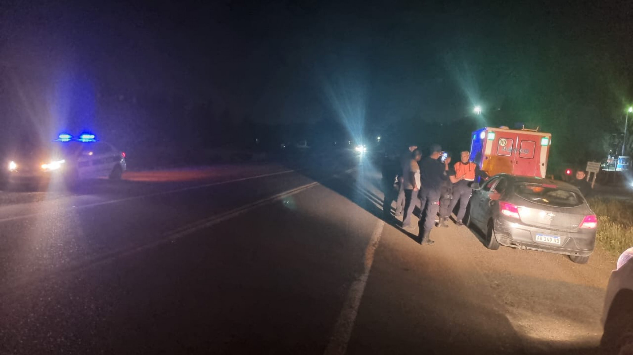 Venía a Comodoro, chocó con un caballo pero "desapareció"