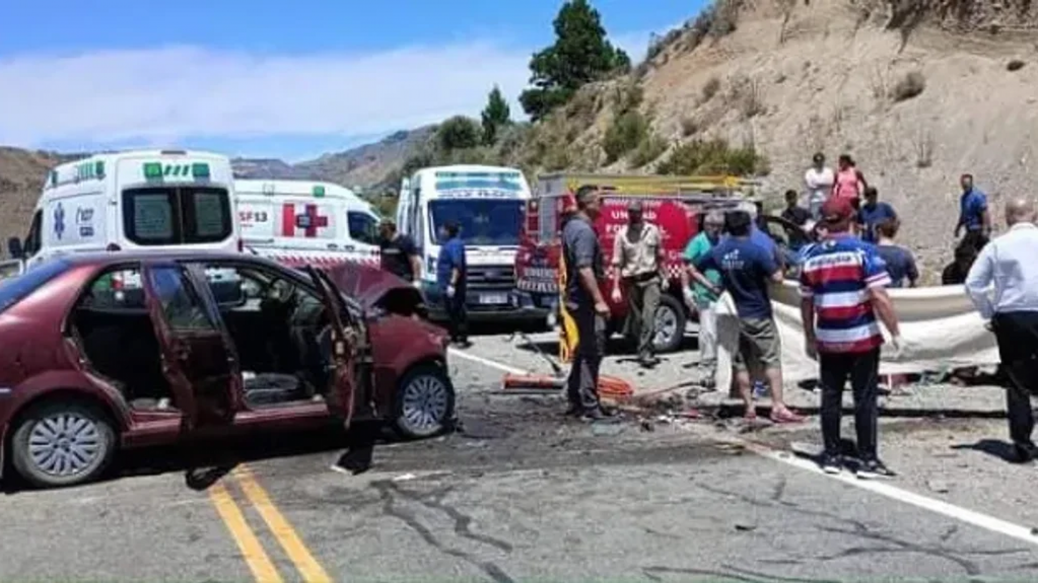 Tremendo accidente en cordillera: Joven quedó en estado de coma y hay 6 heridos