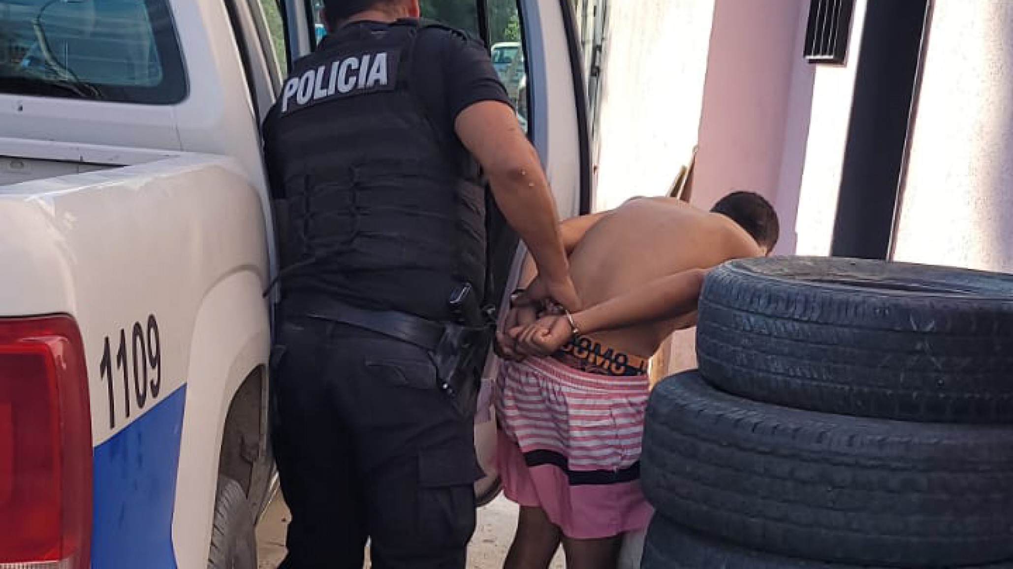 Hombre herido con un cuchillo: Dos detenidos y uno es menor