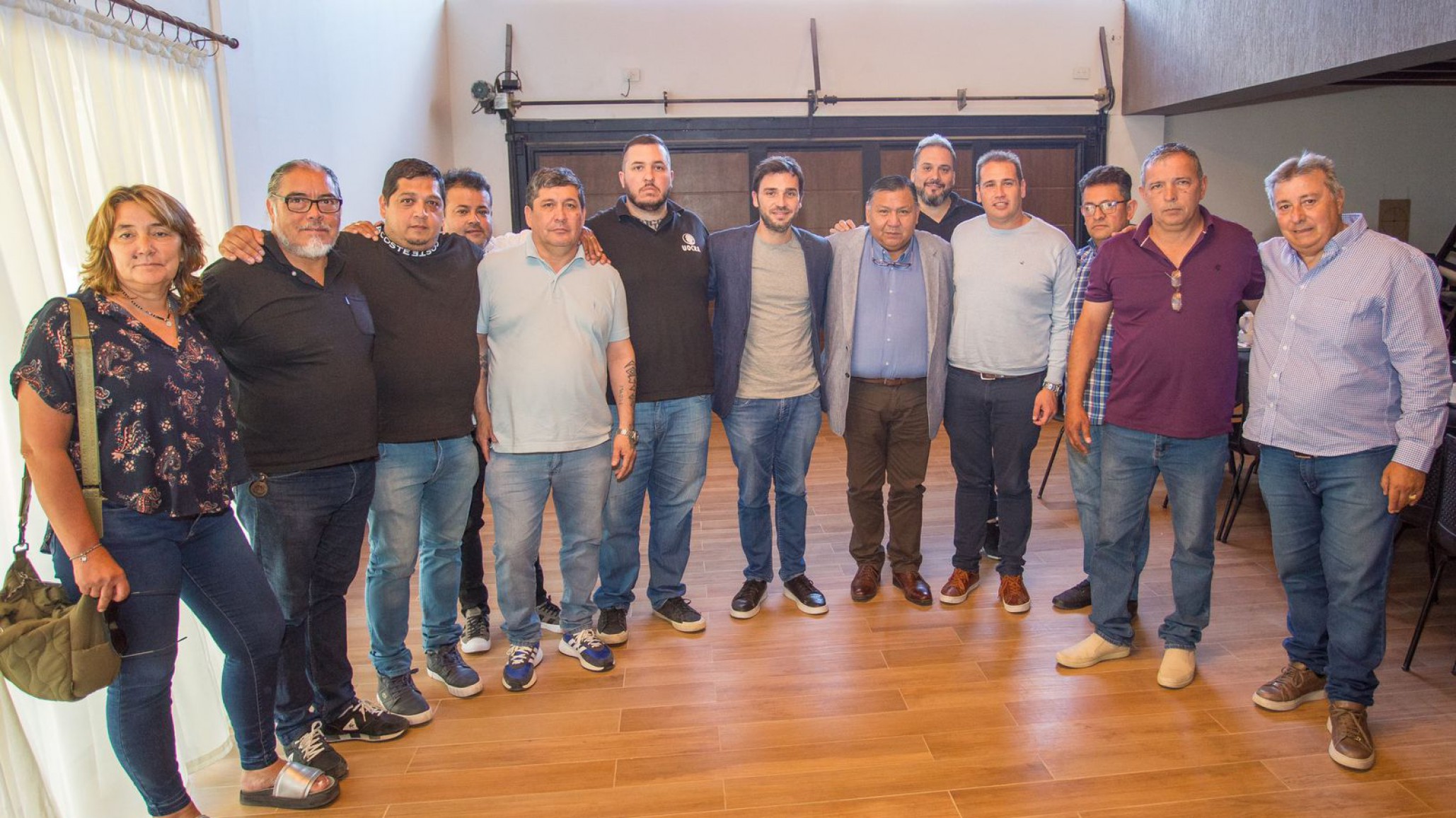 Las tres CGT de la Provincia le pidieron al Gobernador posicionamiento sobre el voto de los diputados y senadores de Chubut que responden a su espacio