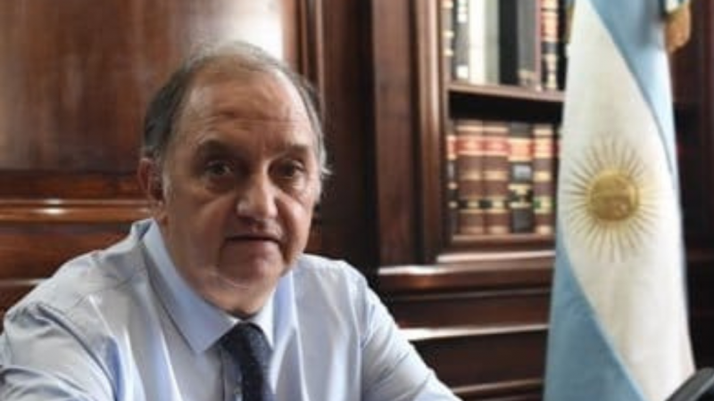 Linares: "El mensaje de Othar debería ser más claro en cuanto a lo que está viviendo Comodoro"