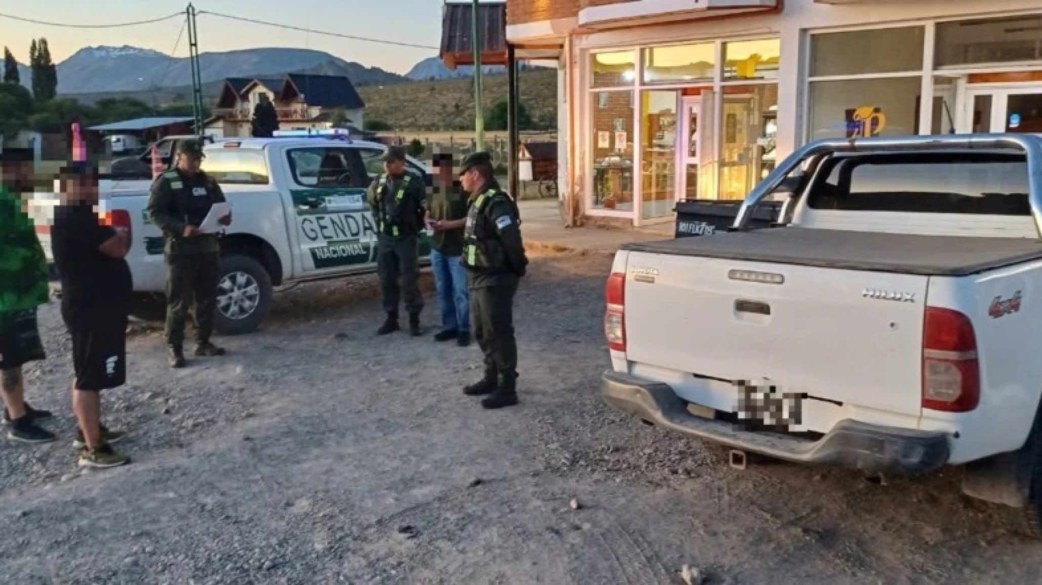 El intendente de Cholila fue estafado, compró una camioneta robada en Comodoro
