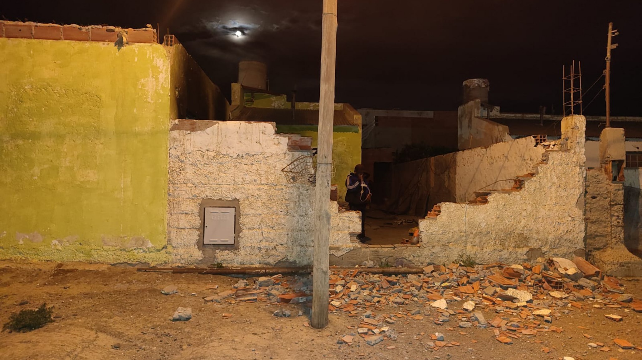 Disparos y mazazos: Un enfrentamiento entre familias desató un caos