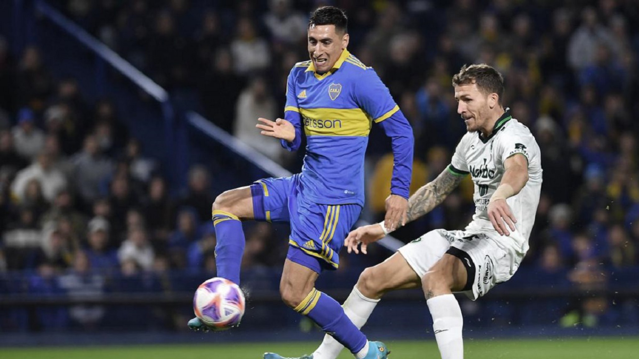 Boca sigue sin ganar: empató con Sarmiento