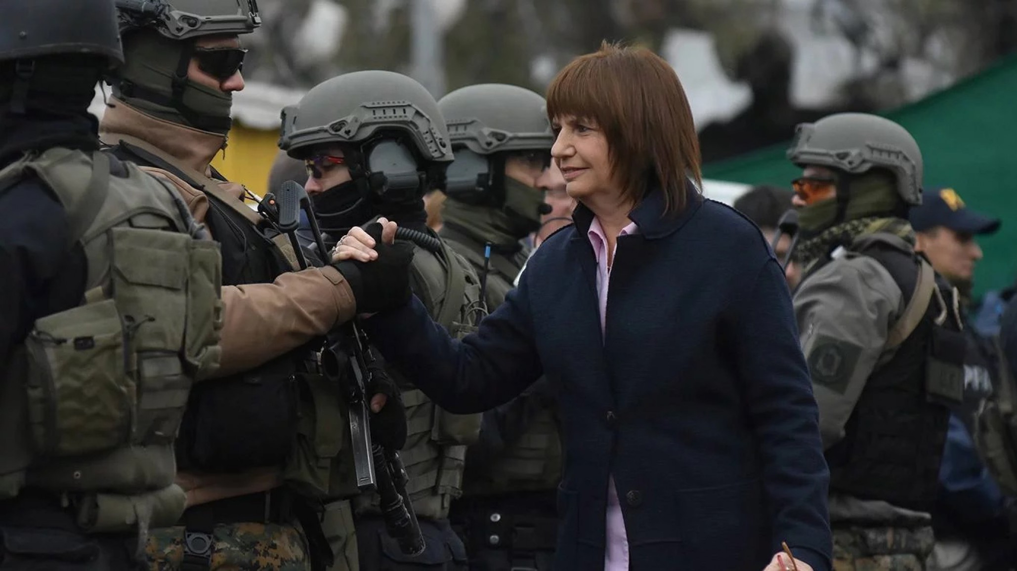 Bullrich sin límites justificó la represión a periodistas: "no estaban identificados"