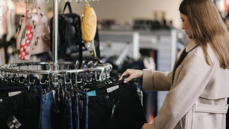 Se registro la caída del 28,5% de las ventas en comercios minoristas