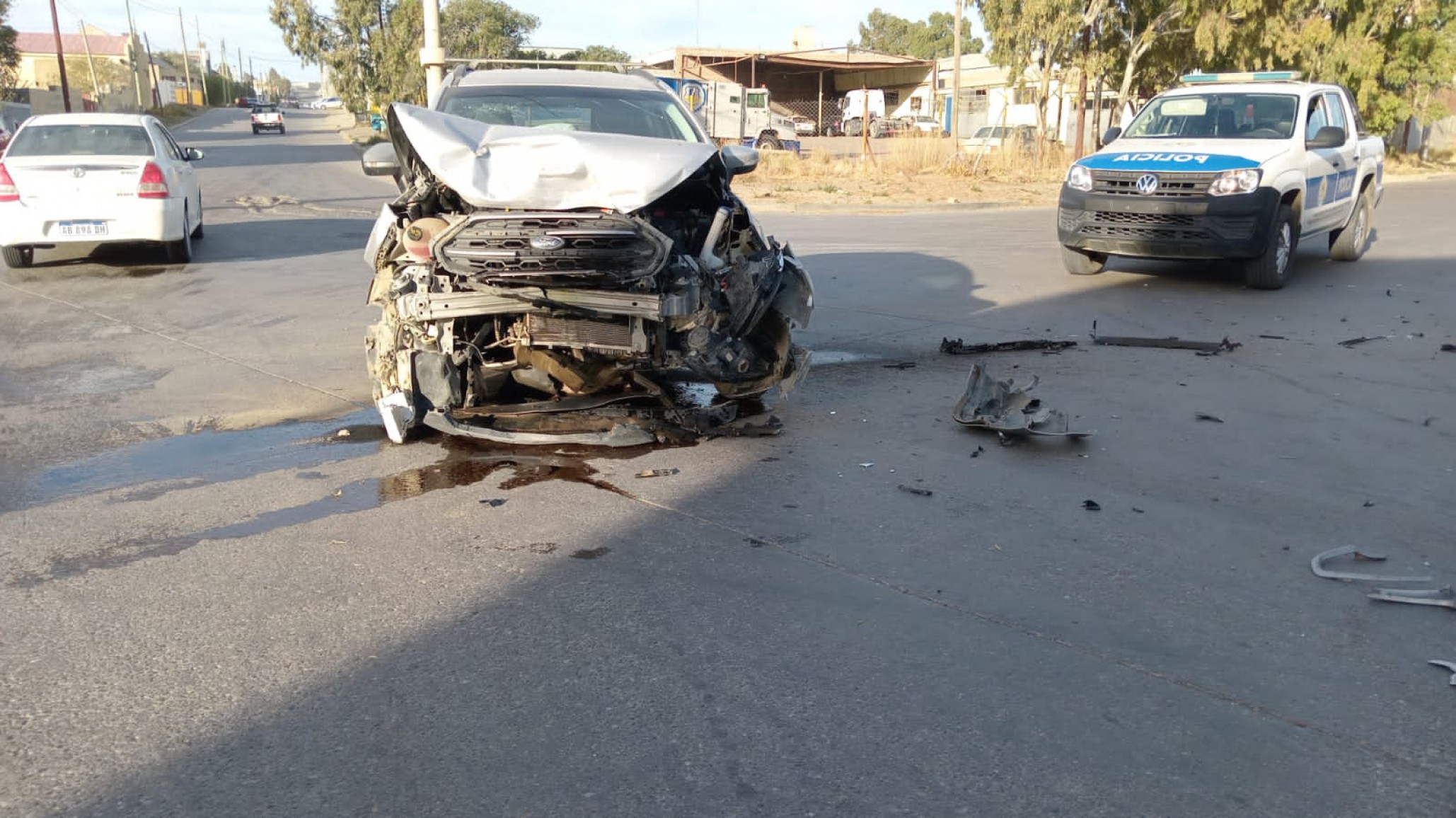 Hubo un triple choque ¿qué pasó con los conductores?