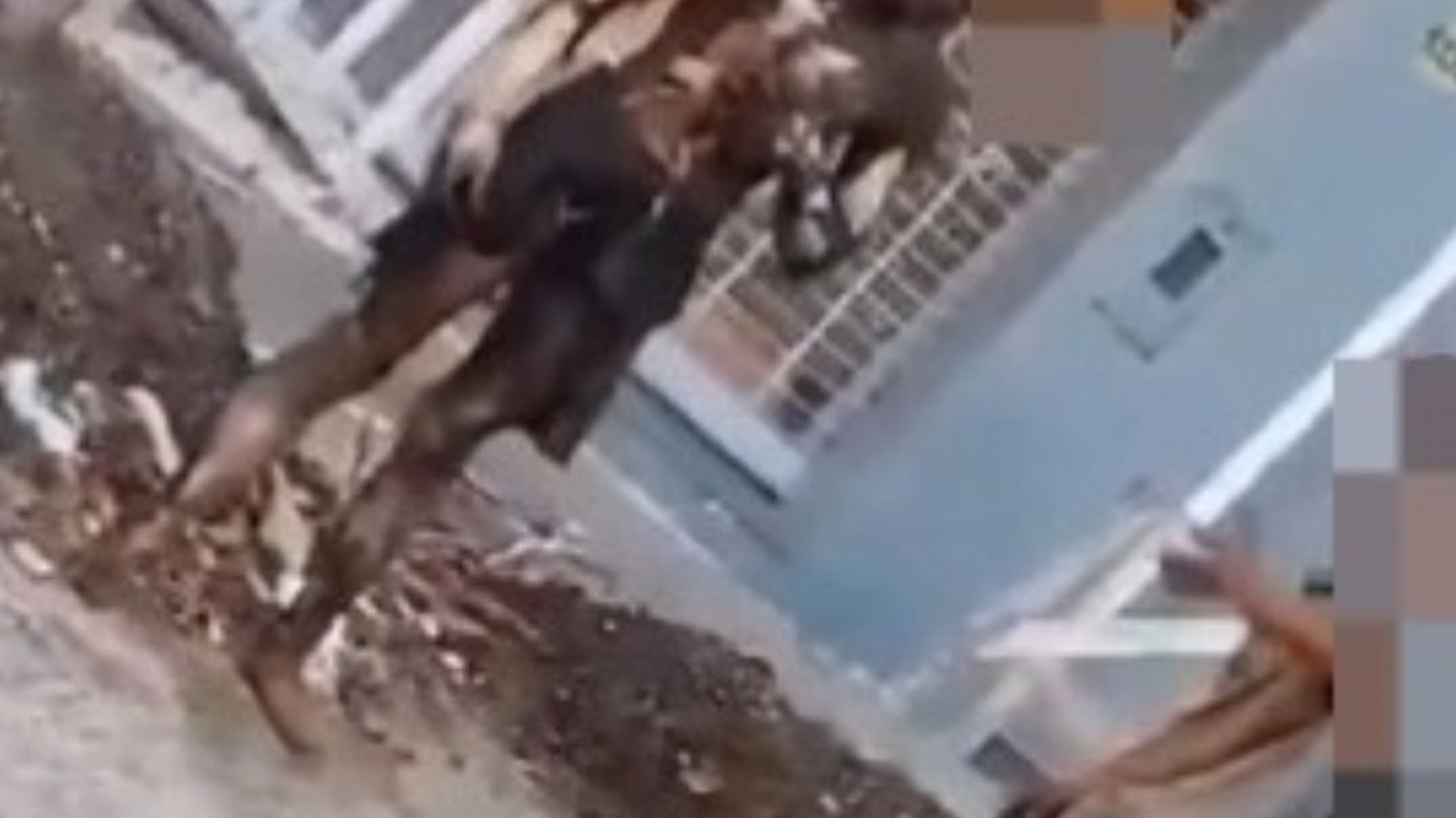 Hermanos intentaron robar cables de alta tensión, uno de ellos quedó en "estado crítico"