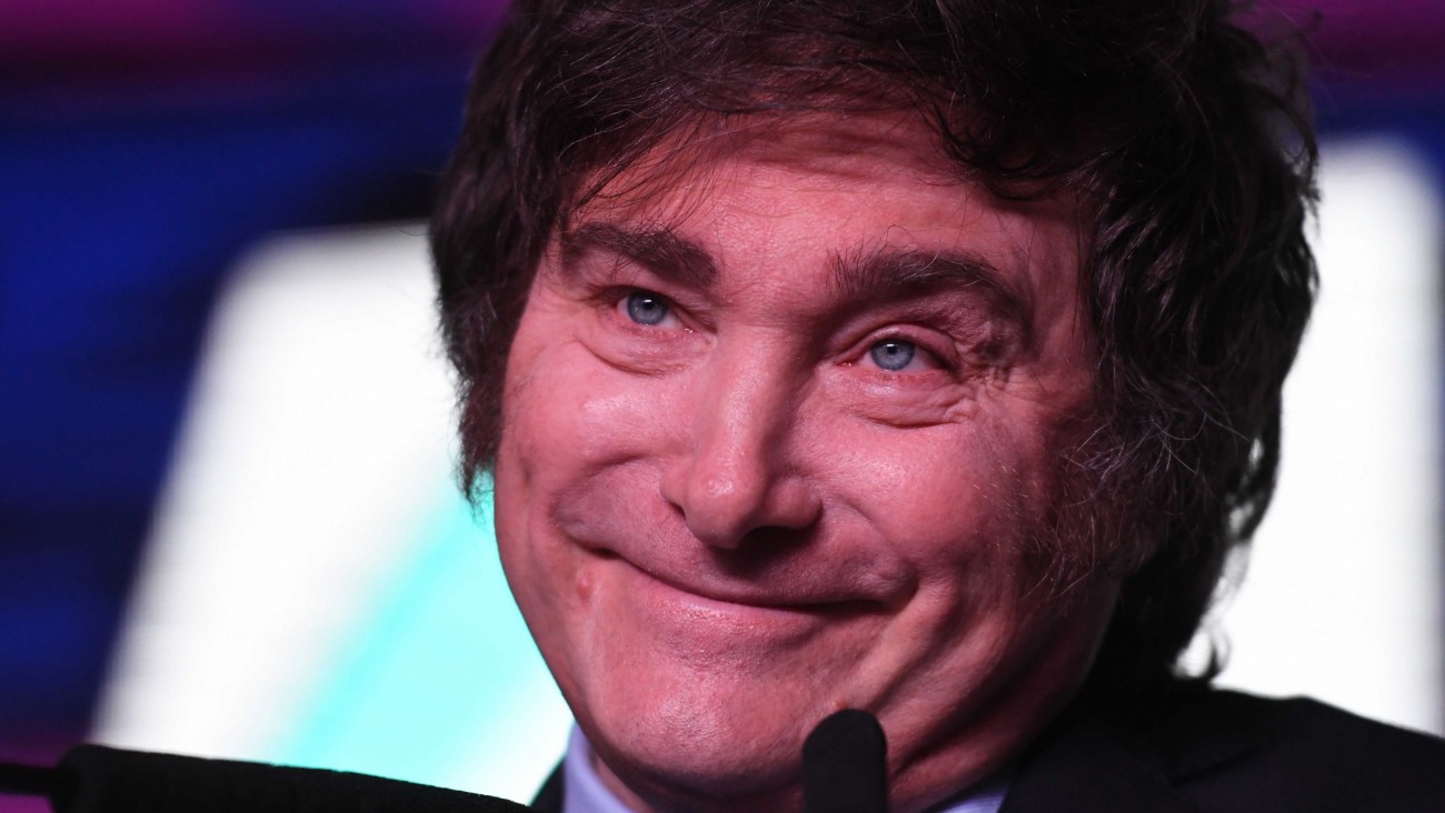 Milei volvió a cruzar a Lali: la llamó "Ladri Depósito" y habló de su música favorita