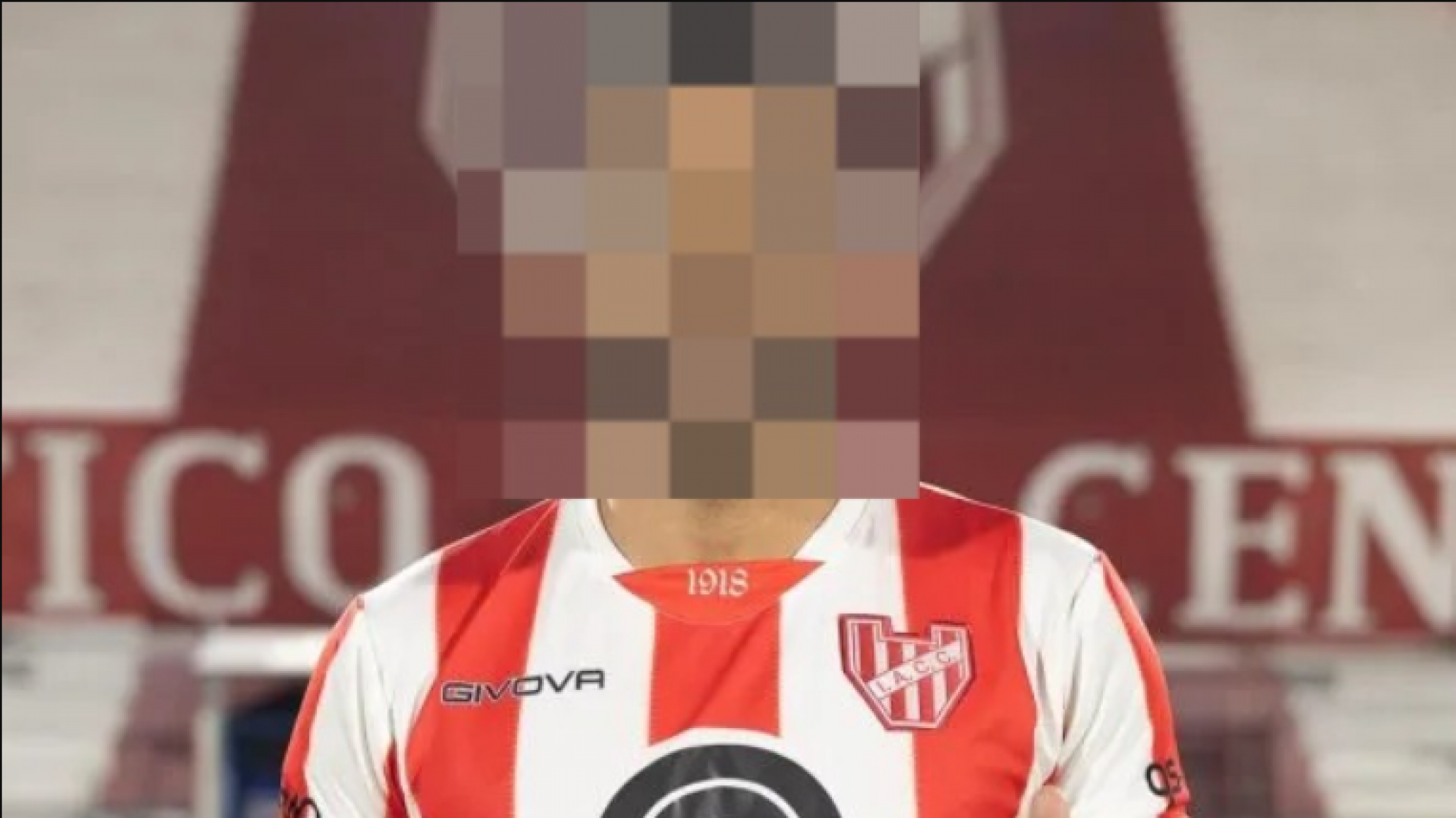 Le robaron las ruedas del auto a un futbolista durante el entrenamiento