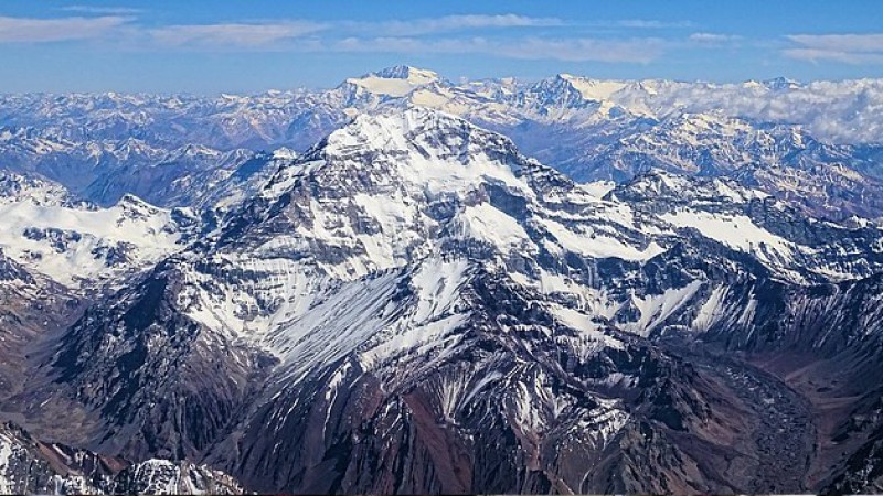Histórico: Un mendocino subió el Aconcagua en tiempo récord