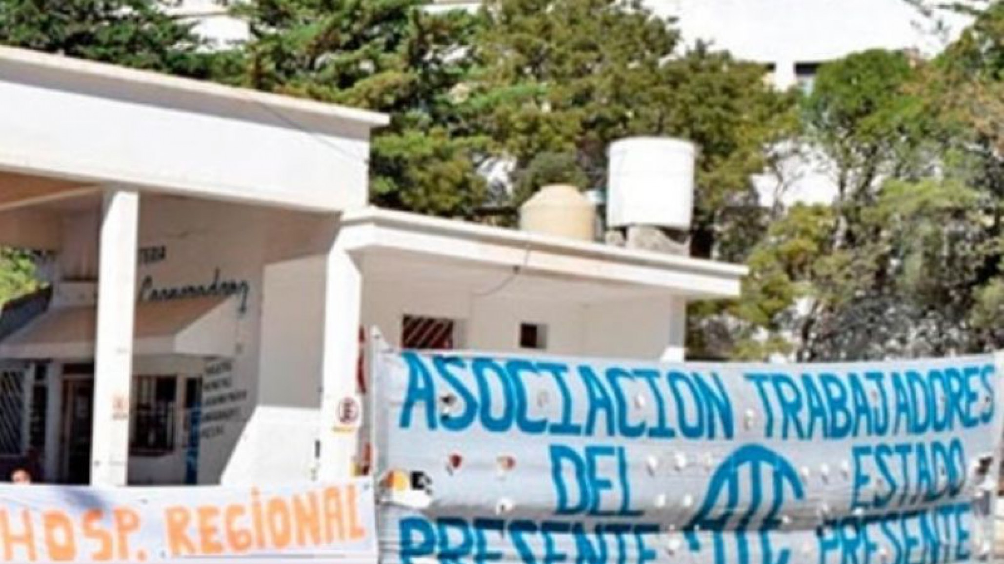 Algunos trabajadores del Hospital Regional harán retención de servicio en defensa de un compañero