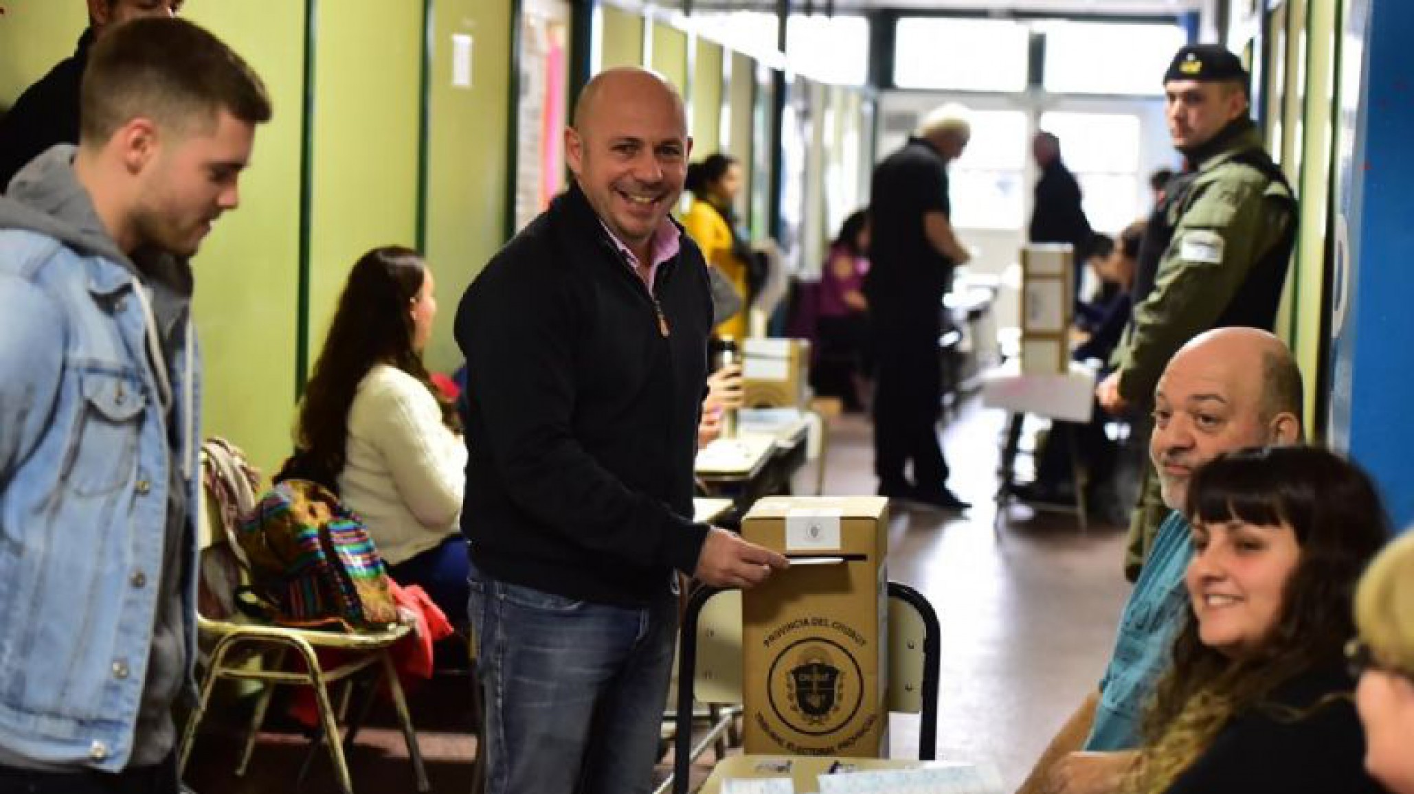 Ricardo Sastre emitió su voto: “Es un día muy importante para todos los chubutenses”