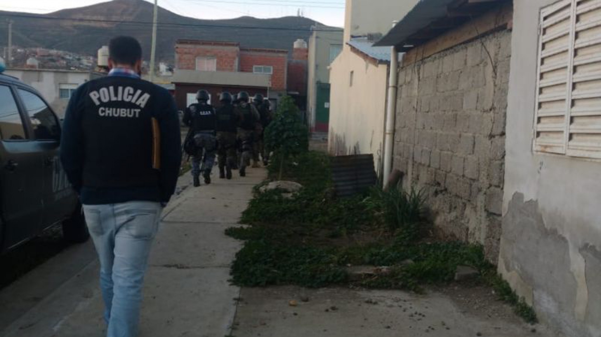 Se identificó a un hombre sospechoso de ser el autor de dos robos con arma blanca