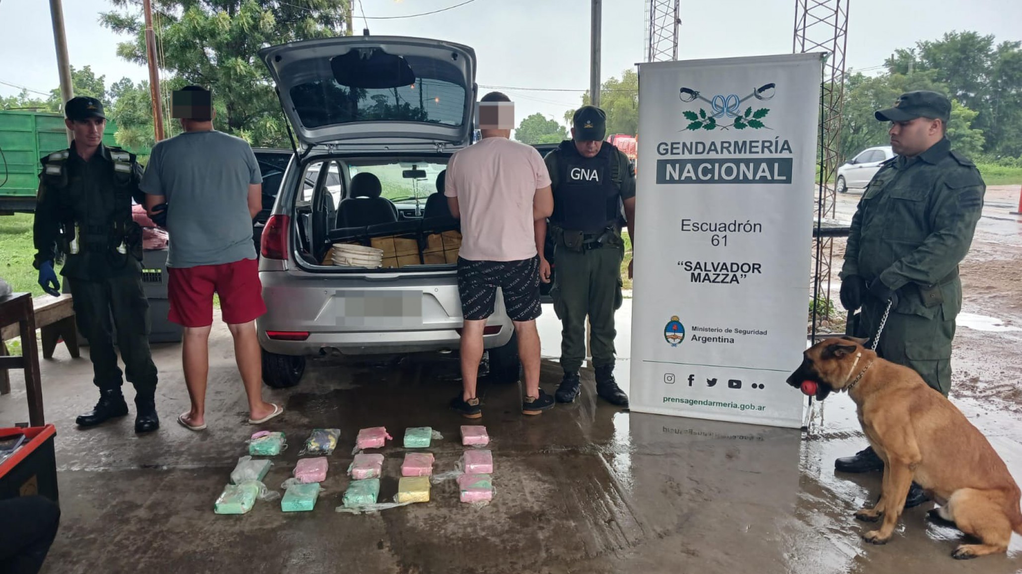 Detuvieron a dos traficantes que trasladaban más de 17 kilos de cocaína ocultos en el tanque de nafta