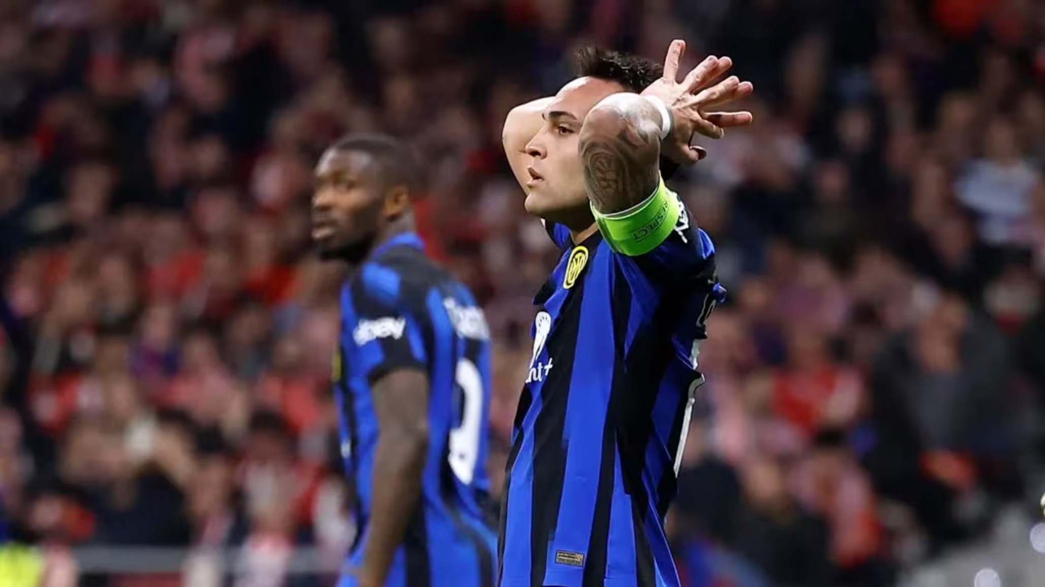 Video: así fue el penal que falló Lautaro Martínez en la eliminación del Inter