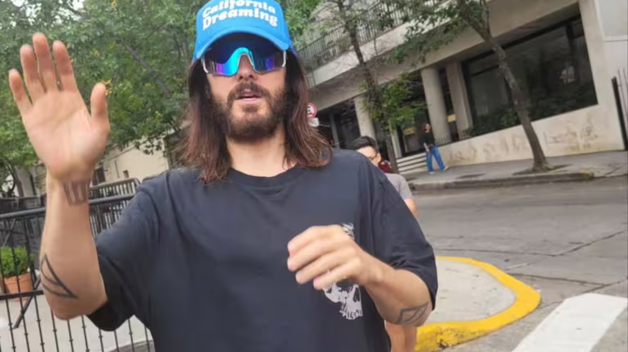 Jared Leto salió a andar en bici por las calles de Buenos Aires