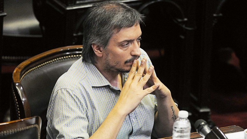 Máximo Kirchner: "se pone en duda la tragedia que fue para el país y eso no es bueno"