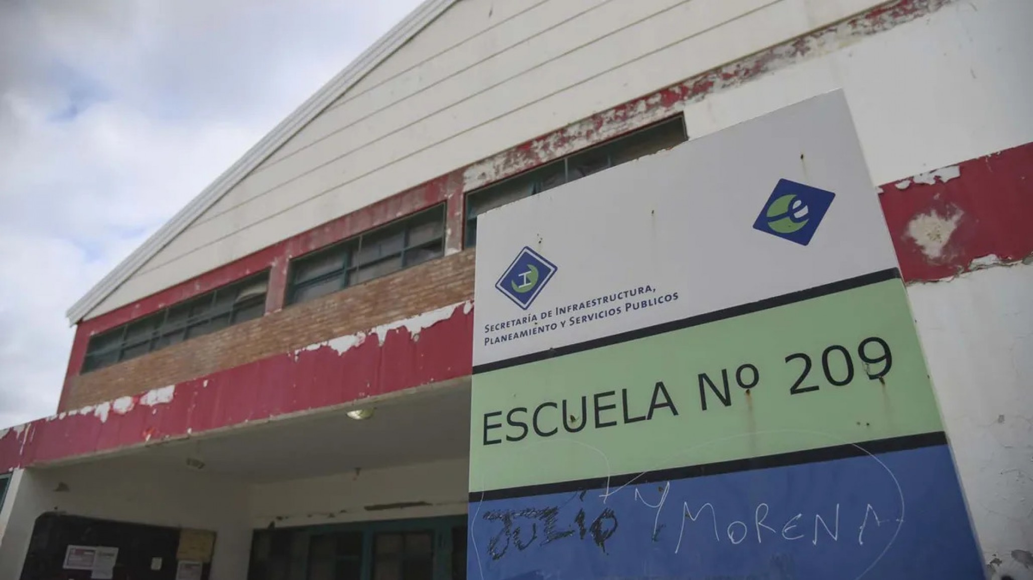 Docentes de la Escuela 209 reclaman por condiciones dignas "los baños están completamente destruidos"