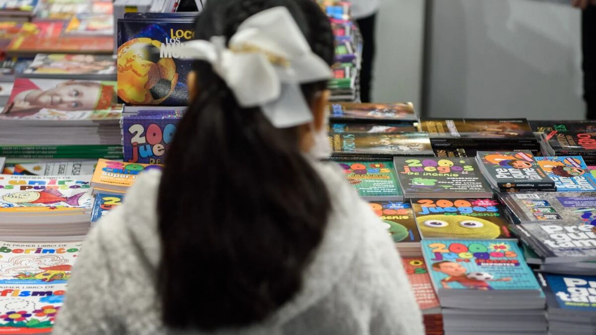 Dos niñas de 9 y 12 se presentarán en la Feria del Libro