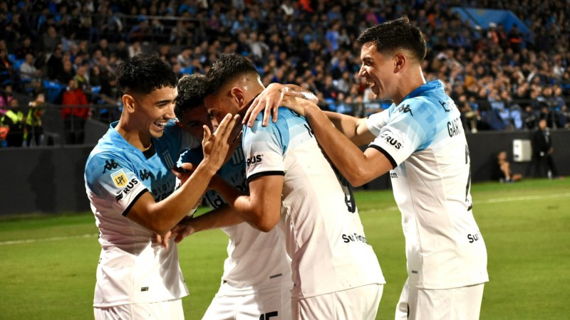 Racing goleó a Belgrano 4-0 pero quedo afuera de los cuartos