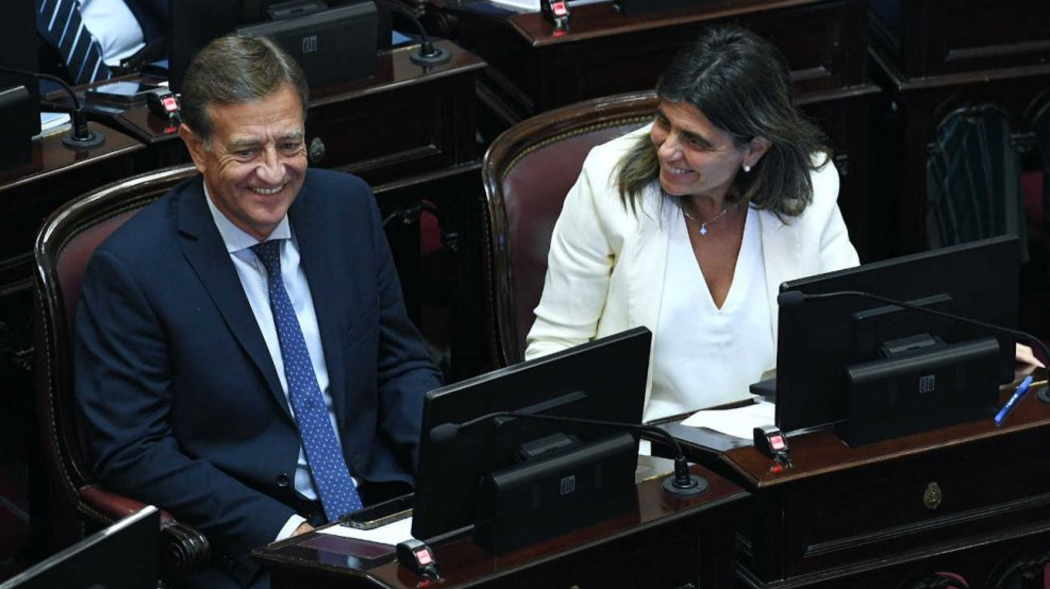 Dos senadores mendocinos de la UCR pidieron no aumentar sus salarios