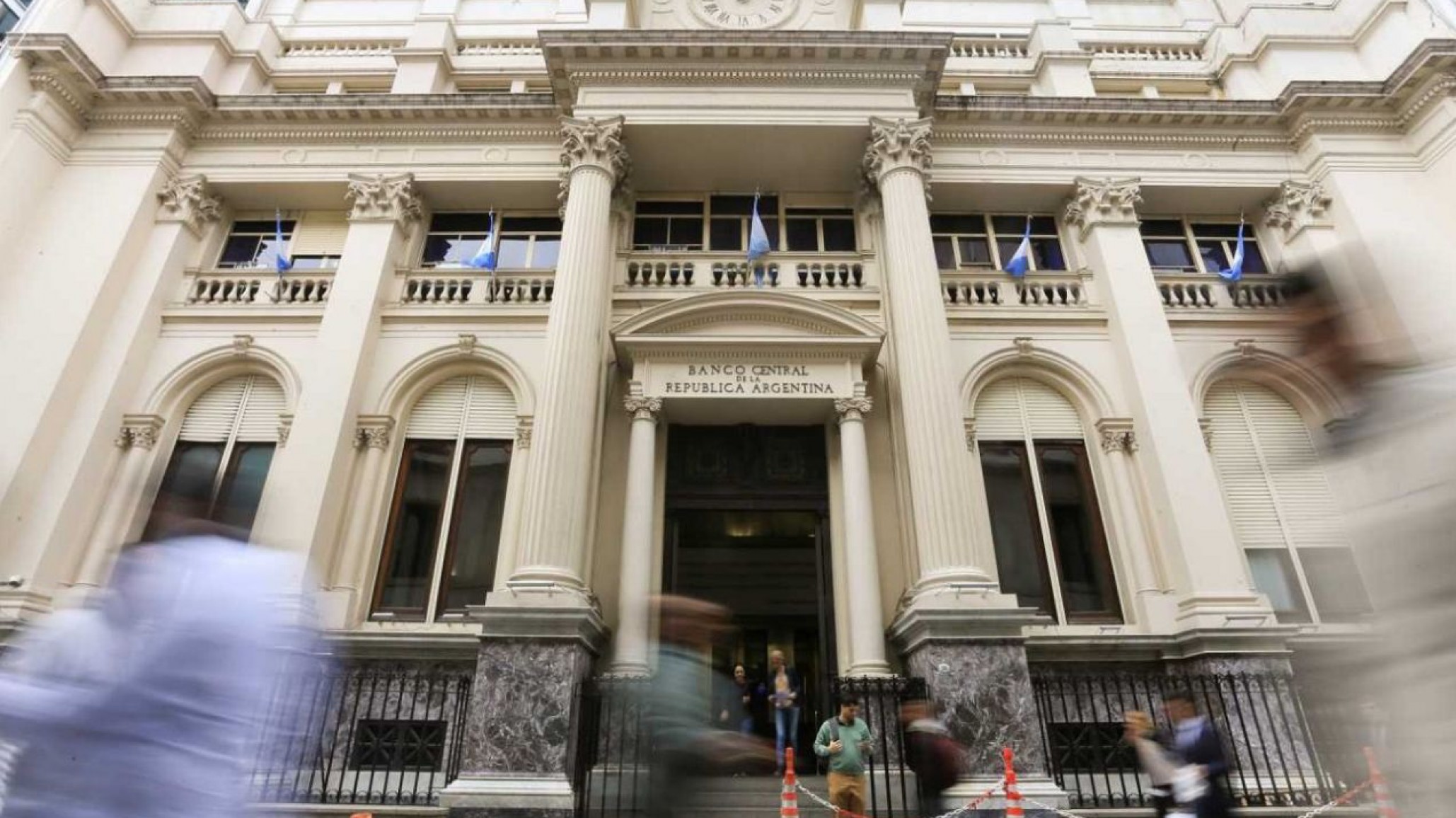 Baja de tasas al 60% en el Banco Central