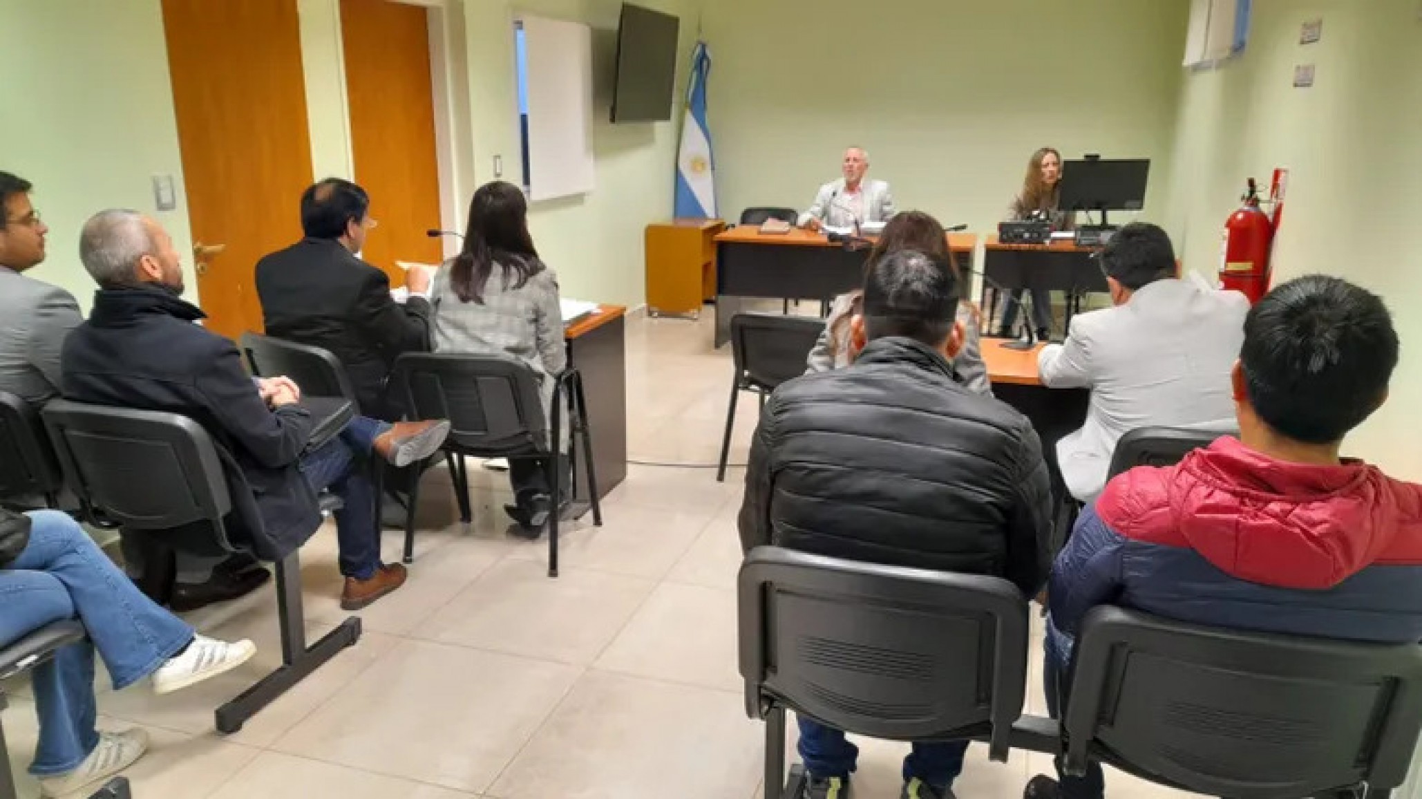 Revisarán los celulares de dos policías imputados por el asesinato de Lautaro Labbe