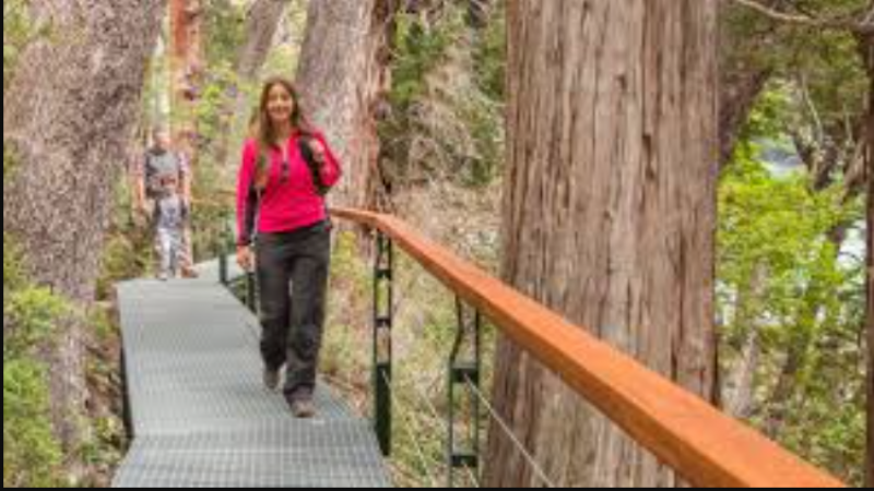 Chubut reglamenta el senderismo