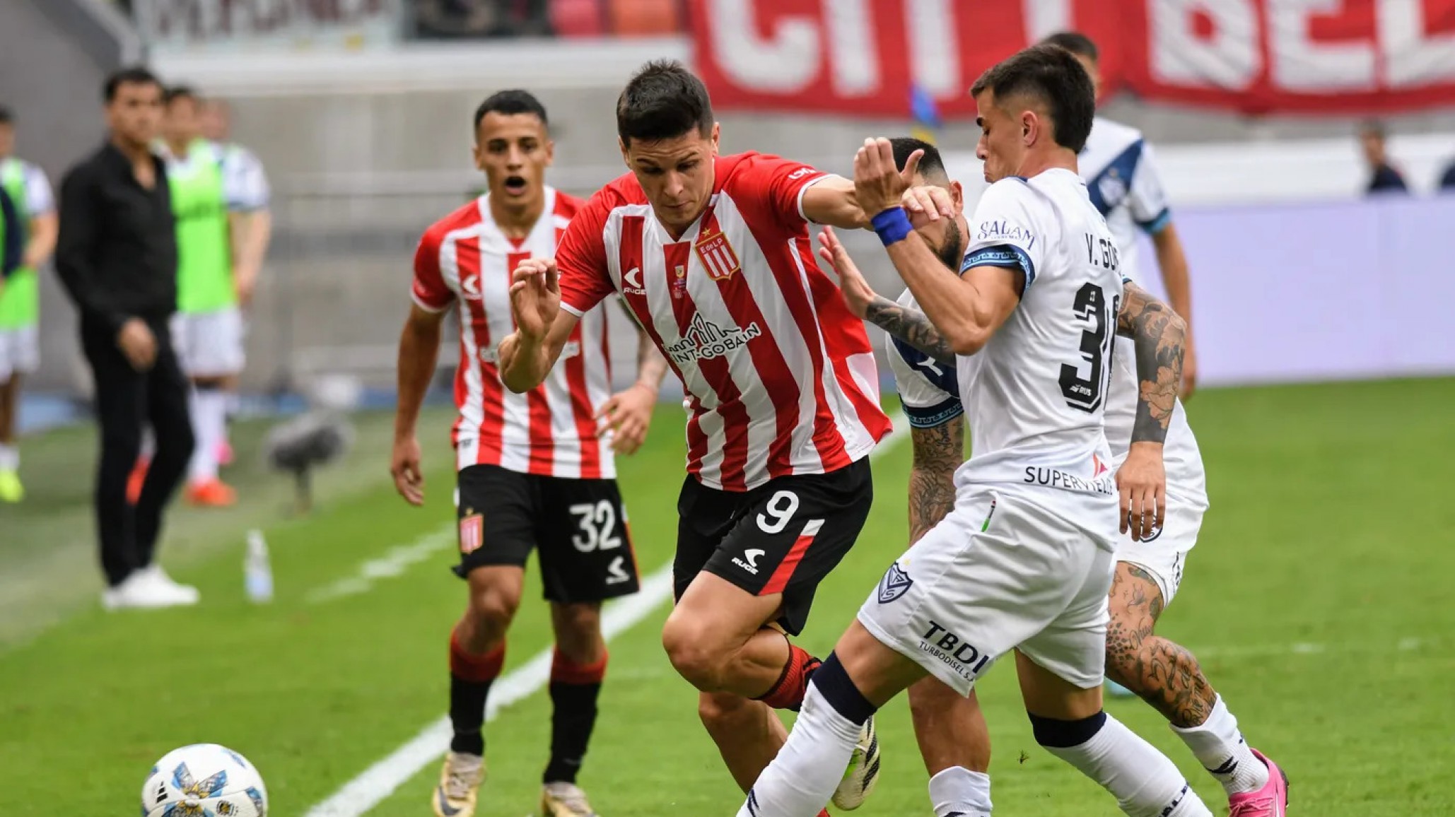 Estudiantes venció a Vélez por penales y es campeón de la Copa Liga Profesional