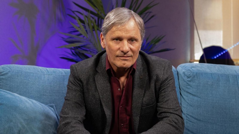Fuerte crítica de Viggo Mortensen hacia Milei: "Un desastre total"