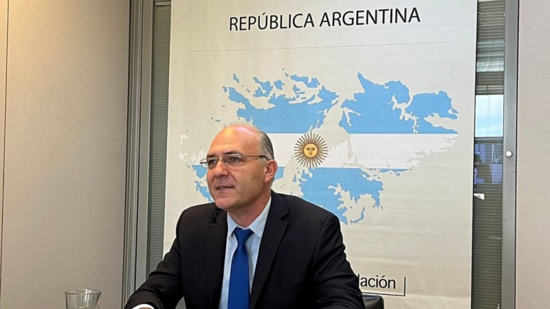 Carmona sobre el hallazgo de petróleo en la Antártida: "Para la ley argentina ese lugar es territorio argentino"