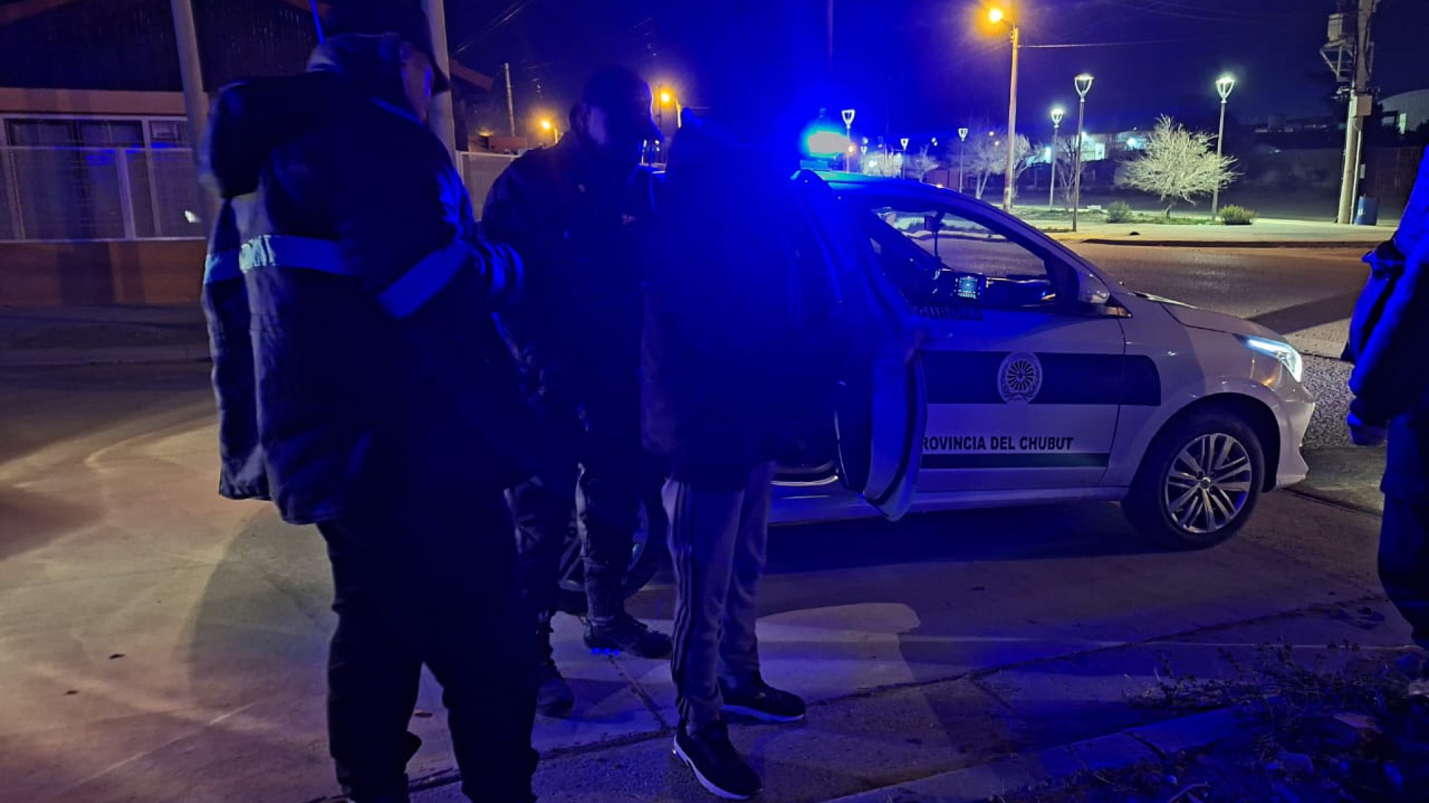 En medio de un patrullaje secuestraron una moto robada y detuvieron al conductor