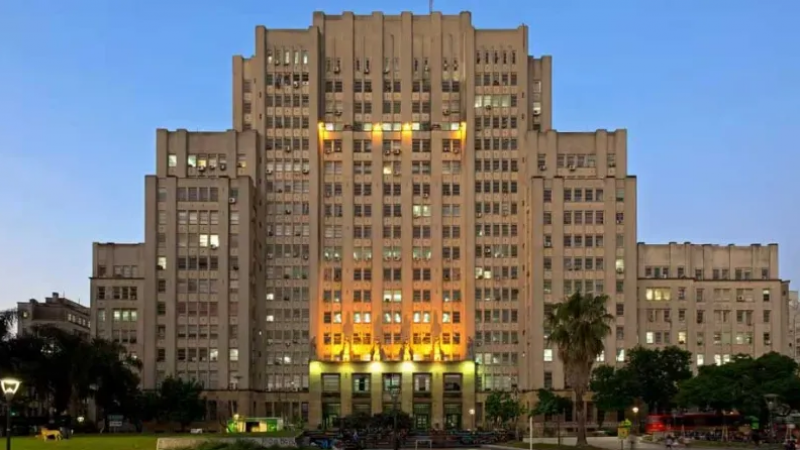 Crisis en la UBA: Declararon emergencia salarial