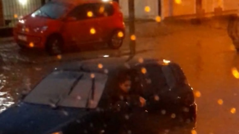 Río Gallegos: bomberos intervinieron en más de 10 emergencias, a raíz de las intensas lluvias