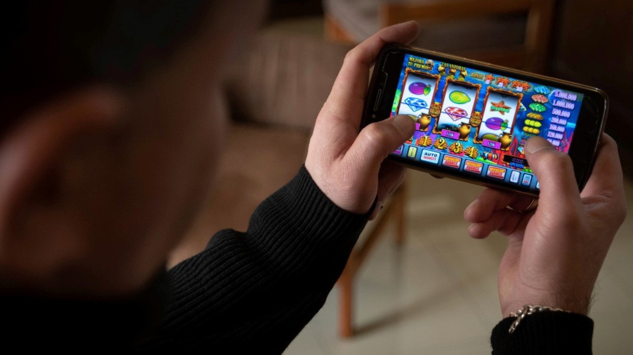 Doce allanamientos en Comodoro por una red de juego clandestino